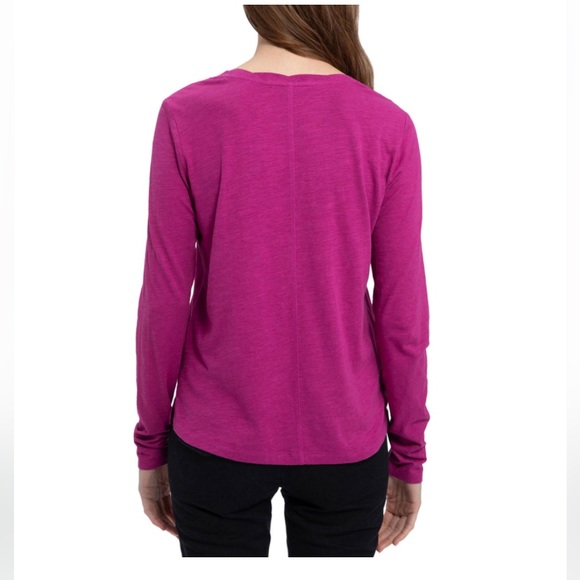 Social Standard Ladies Scoop Tee - Picture 2 of 9